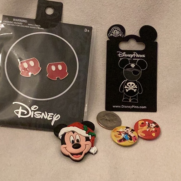 Disney Parks Mickey Mouse Trading Pin Pirate Earrings & Buttons Set of 5 - Picture 6 of 10